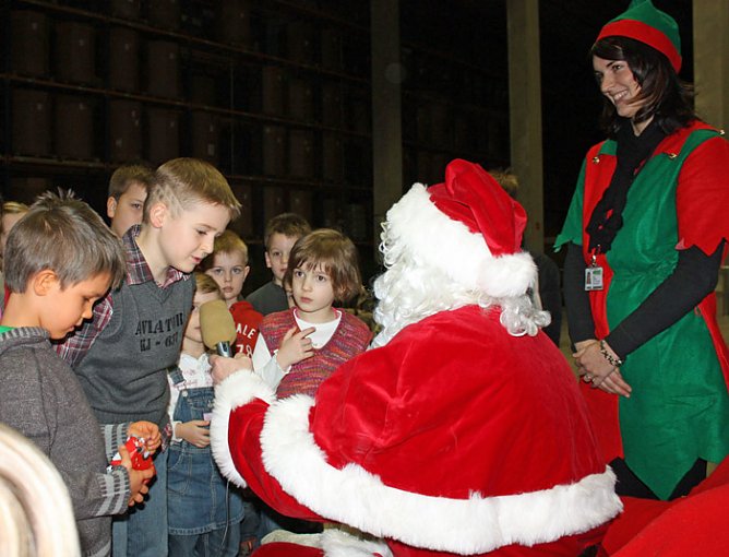 Kinderweihnacht bei WAGO (Foto: Maxxomedia) Kinderweihnacht bei WAGO (Foto: Maxxomedia)