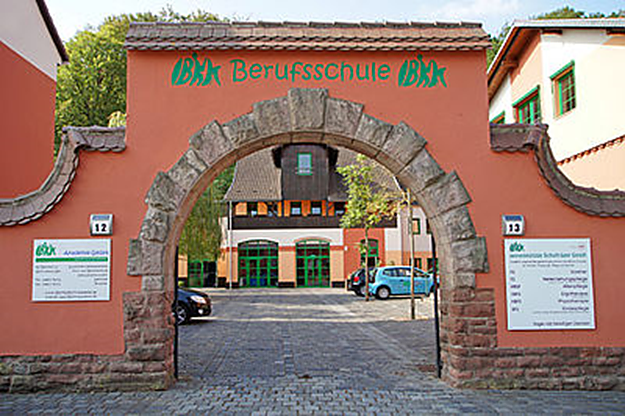 Dramatischer Fachkr&auml;ftemangel (Foto: IBKM)