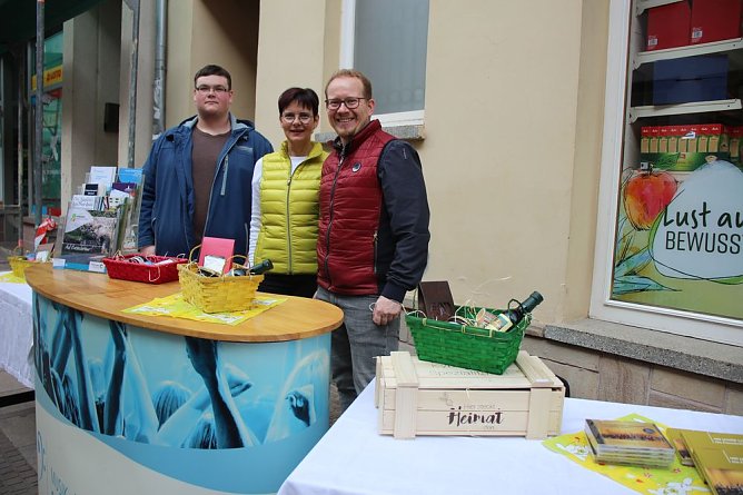 Ostermarkt gut besucht (Foto: Karl-Heinz Herrmann)