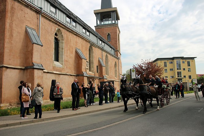 1. Sondershäuser Blutbuchen–Königin gekrönt (Foto: Karl-Heinz Herrmann) 1. Sondershäuser Blutbuchen–Königin gekrönt (Foto: Karl-Heinz Herrmann)
