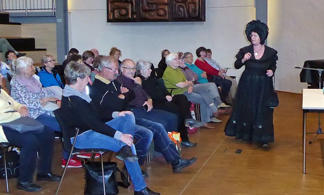 Besuch aus Arnstadt (Foto: Angelika Kowar) Besuch aus Arnstadt (Foto: Angelika Kowar)