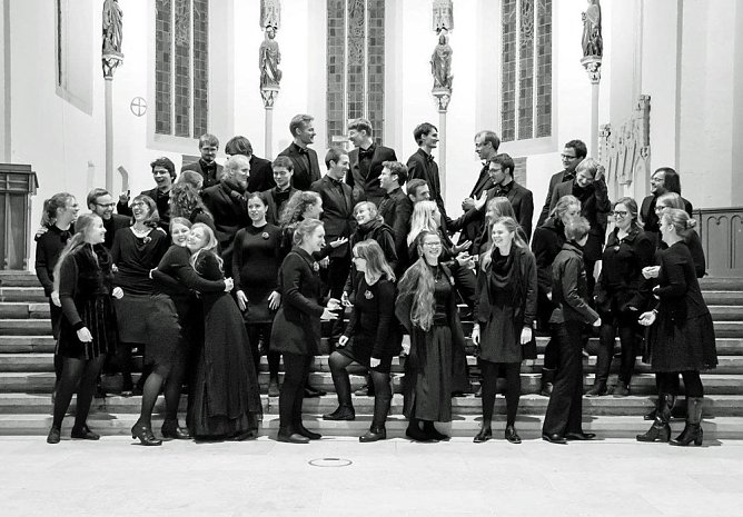 Hommage an Clara Schumann von Clytus Gottwald (Foto: Landesjugendchor) Hommage an Clara Schumann von Clytus Gottwald (Foto: Landesjugendchor)