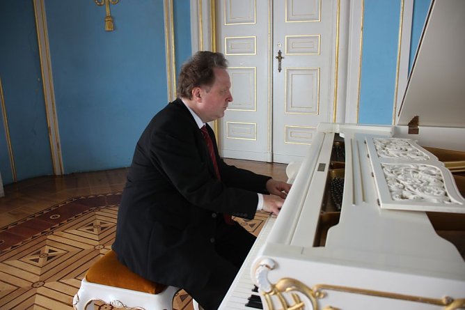 Das ist ein großes Wunder… (Foto: Karl-Heinz Herrmann) Das ist ein großes Wunder… (Foto: Karl-Heinz Herrmann)