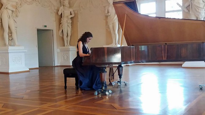 Rezital auf Liszt-Fl&uuml;gel (Foto: Dorothea Kieper)