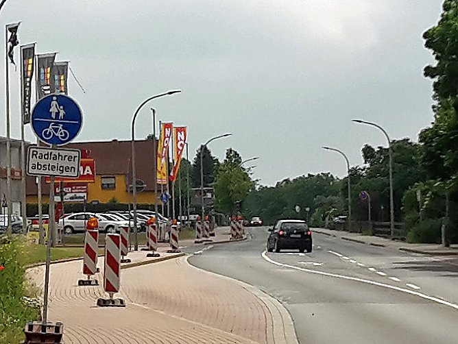 Neue Baustelle (Foto: Karl-Heinz Herrmann) Neue Baustelle (Foto: Karl-Heinz Herrmann)