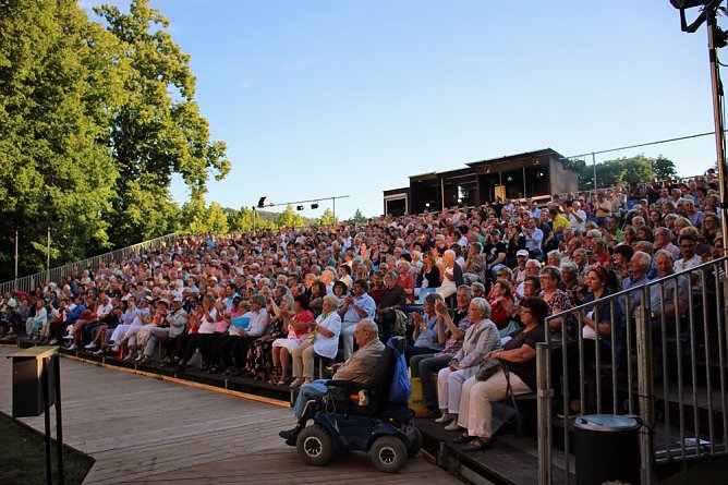 Feuerwerk der Filmmusik (Foto: Karl-Heinz Herrmann) Feuerwerk der Filmmusik (Foto: Karl-Heinz Herrmann)