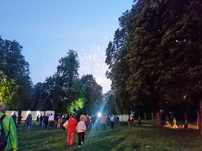 Feuerwerk der Filmmusik (Foto: Karl-Heinz Herrmann) Feuerwerk der Filmmusik (Foto: Karl-Heinz Herrmann)