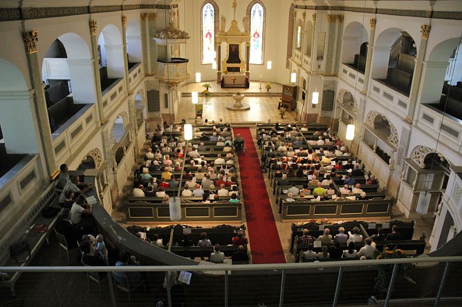 Orgelweihe in Bad Frankenhausen (Foto: Karl-Heinz Herrmann) Orgelweihe in Bad Frankenhausen (Foto: Karl-Heinz Herrmann)