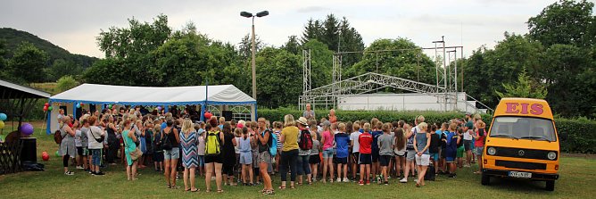 Traditionelles Schwimmbadfest der GS Franzberg (Foto: Karl-Heinz Herrmann)