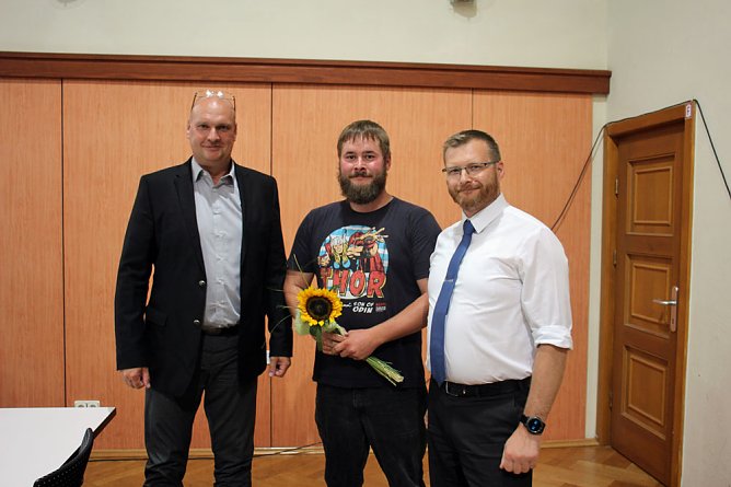 Verpflichtung und Vereidigung und mehr (Foto: Karl-Heinz Herrmann) Verpflichtung und Vereidigung und mehr (Foto: Karl-Heinz Herrmann)