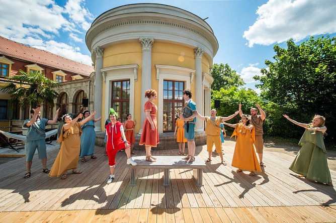 Premiere mit Orpheus und Eurydike (Foto: Marco Kneise) Premiere mit Orpheus und Eurydike (Foto: Marco Kneise)