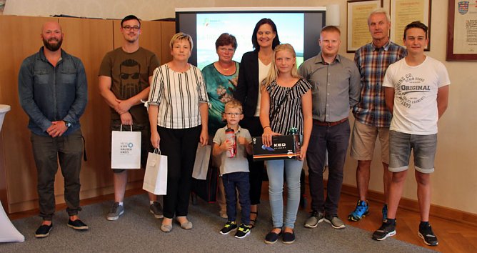 Ausgezeichnete Leistungen beim Stadtradeln (Foto: Karl-Heinz Herrmann) Ausgezeichnete Leistungen beim Stadtradeln (Foto: Karl-Heinz Herrmann)
