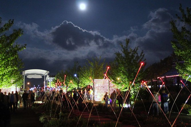 Nacht der 1000 Lichter (Foto: Rosenstadt Sangerhausen GmbH, Karin Thom) Nacht der 1000 Lichter (Foto: Rosenstadt Sangerhausen GmbH, Karin Thom)