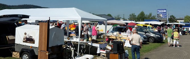 Gelungenes Gewerbegebietsfest (Foto: Karl-Heinz Herrmann) Gelungenes Gewerbegebietsfest (Foto: Karl-Heinz Herrmann)