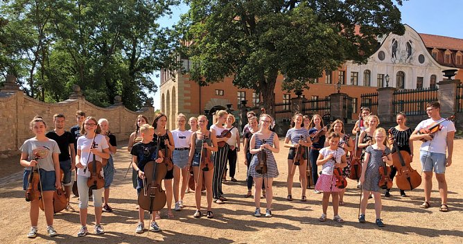 Schuljahreseröffnungskonzert der Kreismusikschule (Foto: Landratsamt Kyffhäuserkreis) Schuljahreseröffnungskonzert der Kreismusikschule (Foto: Landratsamt Kyffhäuserkreis)