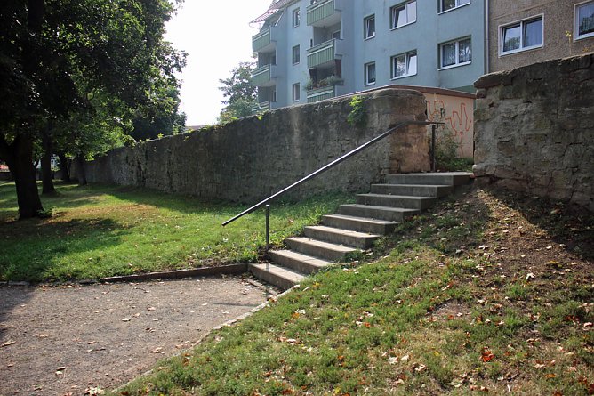 Weitere Hilfe f&uuml;r den Parkteich (Foto: Karl-Heinz Herrmann)