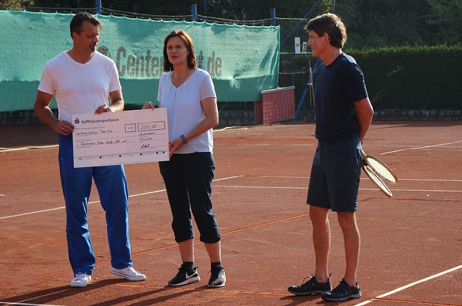 24. offenes TTV-Jüngstenturnier gestartet (Foto: Karl-Heinz Herrmann) 24. offenes TTV-Jüngstenturnier gestartet (Foto: Karl-Heinz Herrmann)