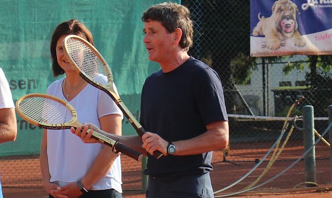 24. offenes TTV-Jüngstenturnier gestartet (Foto: Karl-Heinz Herrmann) 24. offenes TTV-Jüngstenturnier gestartet (Foto: Karl-Heinz Herrmann)