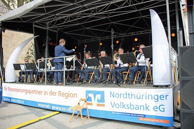 Bereits am Vormittag viel los. (Foto: Karl-Heinz Herrmann) Bereits am Vormittag viel los. (Foto: Karl-Heinz Herrmann)