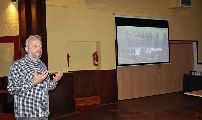 Bürgergespräch zum Bebraer Teich (Foto: Karl-Heinz Herrmann) Bürgergespräch zum Bebraer Teich (Foto: Karl-Heinz Herrmann)
