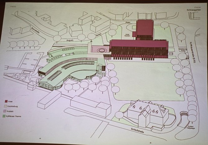 Hotelprojekt in Bad Frankenhausen vorgestellt. (Foto: Karl-Heinz Herrmann) Hotelprojekt in Bad Frankenhausen vorgestellt. (Foto: Karl-Heinz Herrmann)