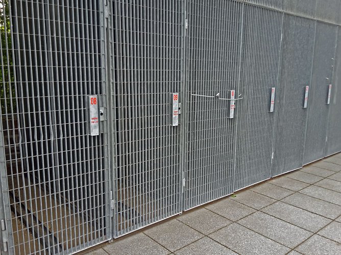 Interessante Verkehrslösungen (Foto: Karl-Heinz Herrmann) Interessante Verkehrslösungen (Foto: Karl-Heinz Herrmann)