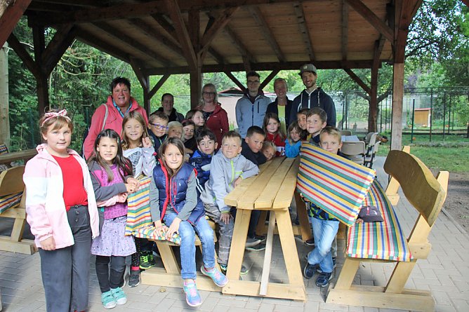Sitzauflagen f&uuml;rs gr&uuml;ne Klassenzimmer (Foto: Karl-Heinz Herrmann)
