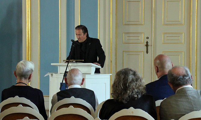 Bemerkenswerte Ausstellung er&ouml;ffnet (Foto: Karl-Heinz Herrmann)