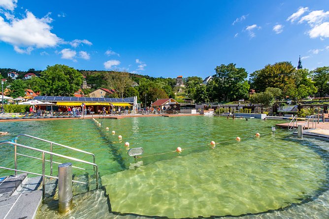 Abbaden im Solewasser-Vitalpark Bad Frankenhausen (Foto: Stadtmarketing Bad Frankenhausen)
