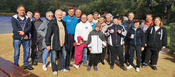 Letztes Abbaden am Bebraer Teich (Foto: privat)