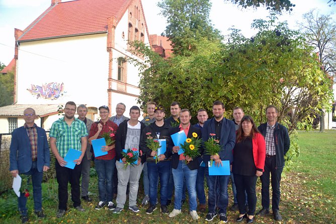 Landwirte, Hauswirtschafter und G&auml;rtner erhalten Zeugnisse (Foto: VHS Bildungswerk)