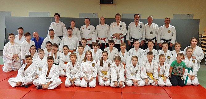 Im Ferienpark Feuerkuppe trainiert (Foto: Werner Bank)