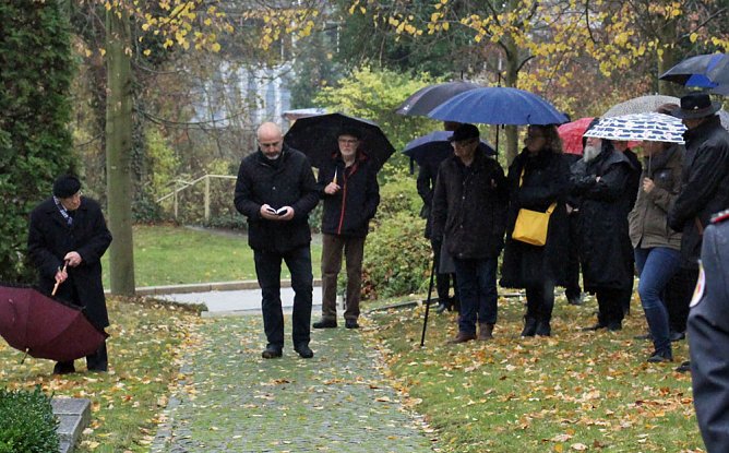 Am Volkstrauertag in Sondershausen gedacht (Foto: Karl-Heinz Herrmann)