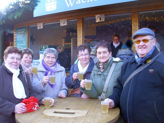 WB 4 auf Erfurter Weihnachtsmarkt unterwegs (Foto: Thomas Leipold) WB 4 auf Erfurter Weihnachtsmarkt unterwegs (Foto: Thomas Leipold)