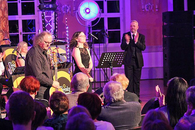 Mit Freaky Tones wieder beschwingt in die Weihnacht (Foto: Karl-Heinz Herrmann)