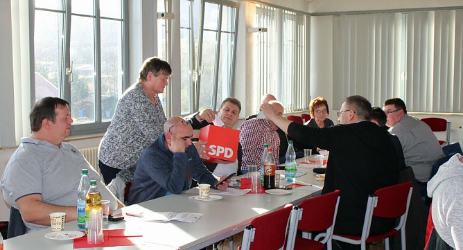 SPD Kyffhäuserkreis hat neuen Vorstand (Foto: Karl-Heinz Herrmann) SPD Kyffhäuserkreis hat neuen Vorstand (Foto: Karl-Heinz Herrmann)