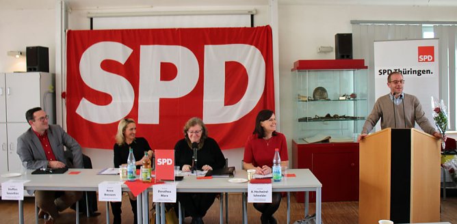 SPD Kyffhäuserkreis hat neuen Vorstand (Foto: Karl-Heinz Herrmann) SPD Kyffhäuserkreis hat neuen Vorstand (Foto: Karl-Heinz Herrmann)
