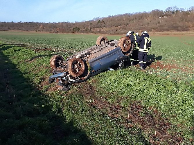 Heftiger Unfall (Foto: Feuerwehr Berka/Silvio Dietzel) Heftiger Unfall (Foto: Feuerwehr Berka/Silvio Dietzel)