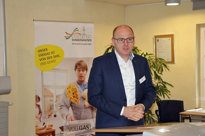 Gütezertifikate für Technisches Sicherheitsmanagement übergeben (Foto: Karl-Heinz Herrmann) Gütezertifikate für Technisches Sicherheitsmanagement übergeben (Foto: Karl-Heinz Herrmann)