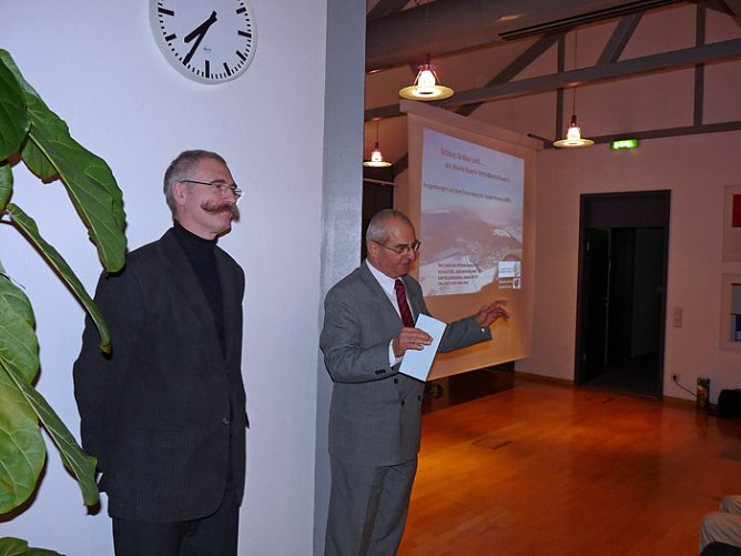 Vortrag Grabung Frauenberg (Foto: Karl-Heinz Herrmann)