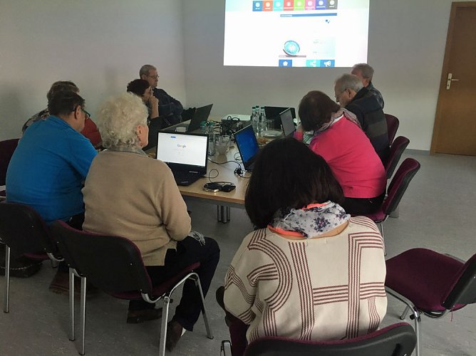 Von Etzlebenern für Etzlebener (Foto: E. Schramm) Von Etzlebenern für Etzlebener (Foto: E. Schramm)