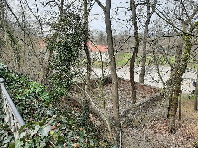 Bauzaun, Alkoholverbot und mehr (Foto: Karl-Heinz Herrmann)