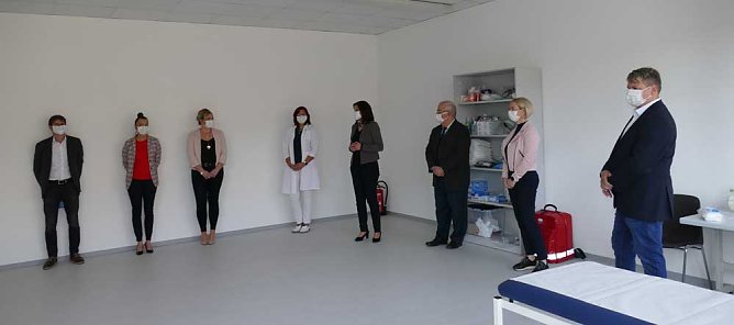 Infektionspraxis heute in Bad Frankenhausen übergeben (Foto: Landratsamt Kyffhäuserkreis) Infektionspraxis heute in Bad Frankenhausen übergeben (Foto: Landratsamt Kyffhäuserkreis)