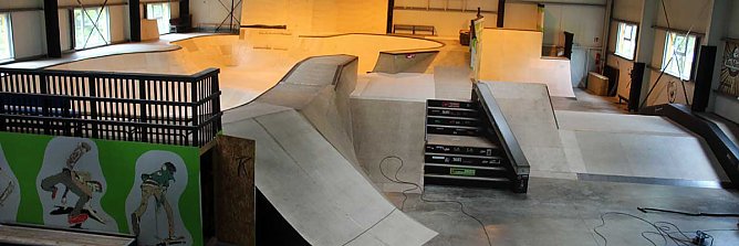 Skate Arena wird "aufgeh&uuml;bscht" (Foto: Karl-Heinz Herrmann)