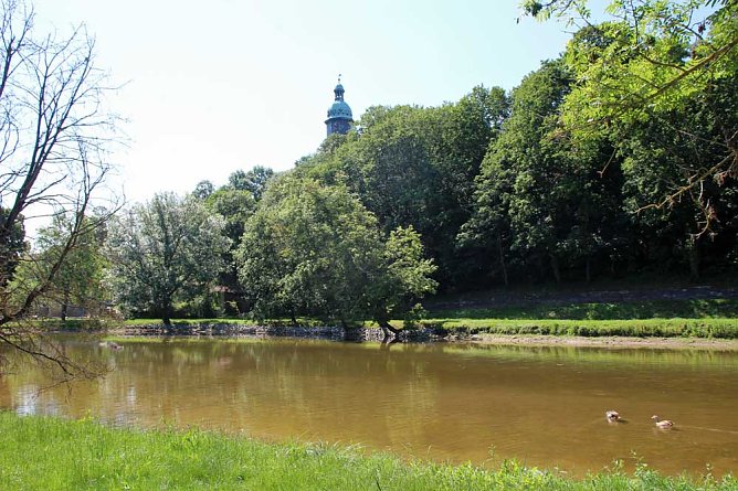 Kleine Sanierung des Parkteichs abgeschlossen (Foto: Karl-Heinz Herrmann) Kleine Sanierung des Parkteichs abgeschlossen (Foto: Karl-Heinz Herrmann)