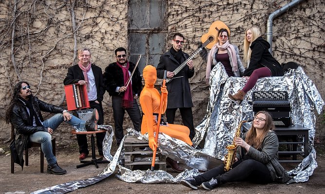 Ensemble MIET+ (Foto: Agentur) Ensemble MIET+ (Foto: Agentur)