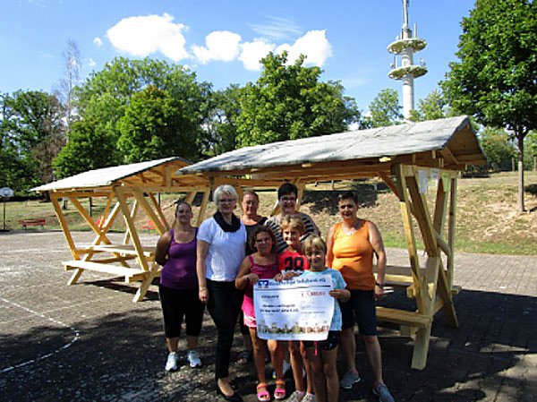 Zwei neue Waldschänken (Foto: Freizeitzentrum Artern) Zwei neue Waldschänken (Foto: Freizeitzentrum Artern)
