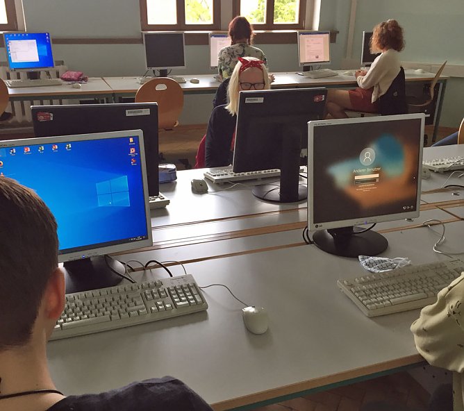 Mit neuer Technik ins neue Schuljahr (Foto: Markus Zech)