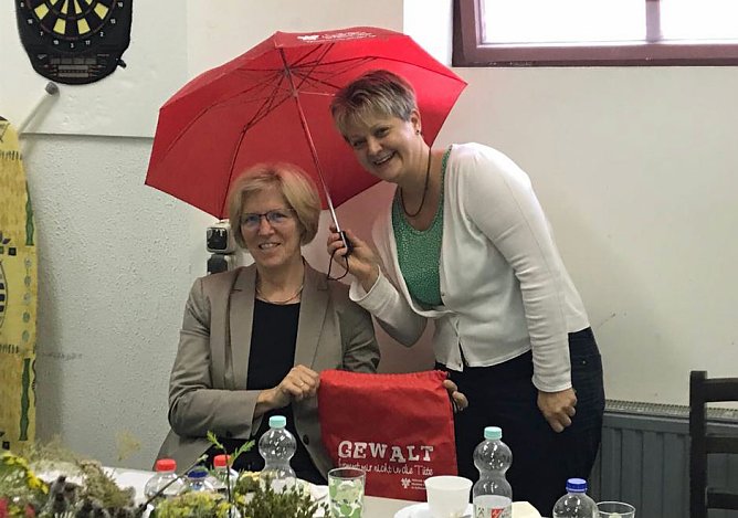 Landesgleichstellungsbeauftragte zu Gast im Frauenhaus (Foto: Landratsamt Kyffh&auml;userkreis)