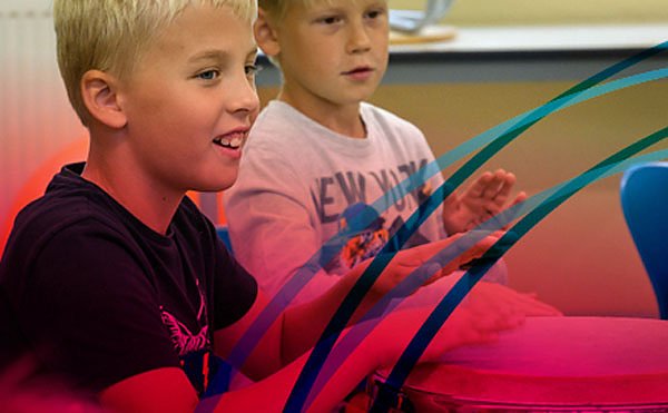 Berufsbegleitende Lehrgang Elementare Musikpraxis (Foto: EMP Quicklink) Berufsbegleitende Lehrgang Elementare Musikpraxis (Foto: EMP Quicklink)